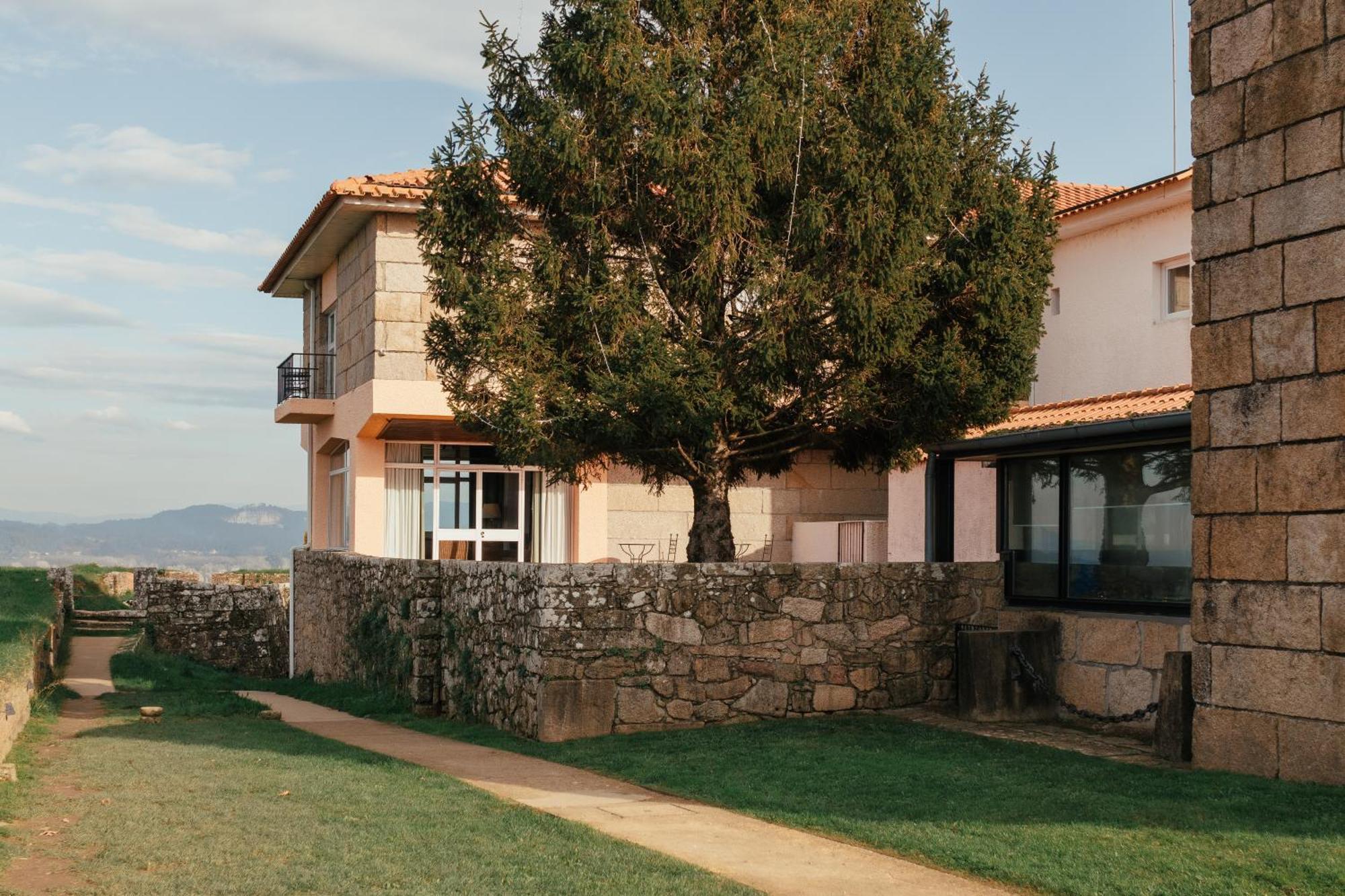 Pousada De Valenca Hotel Exterior photo